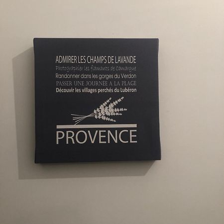 Villa La Lurette, Appartement Et Studio Saint-Étienne-les-Orgues Extérieur photo