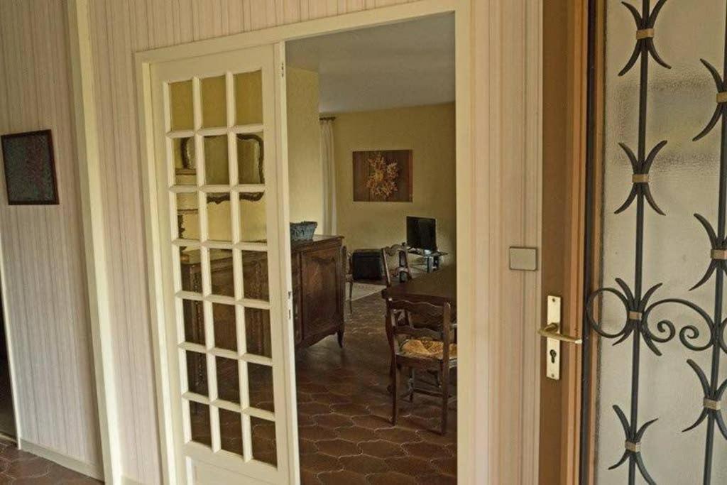 Villa La Lurette, Appartement Et Studio Saint-Étienne-les-Orgues Extérieur photo