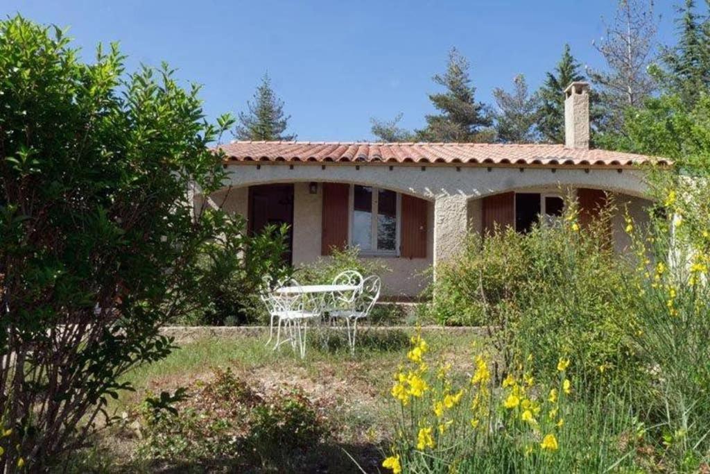Villa La Lurette, Appartement Et Studio Saint-Étienne-les-Orgues Extérieur photo