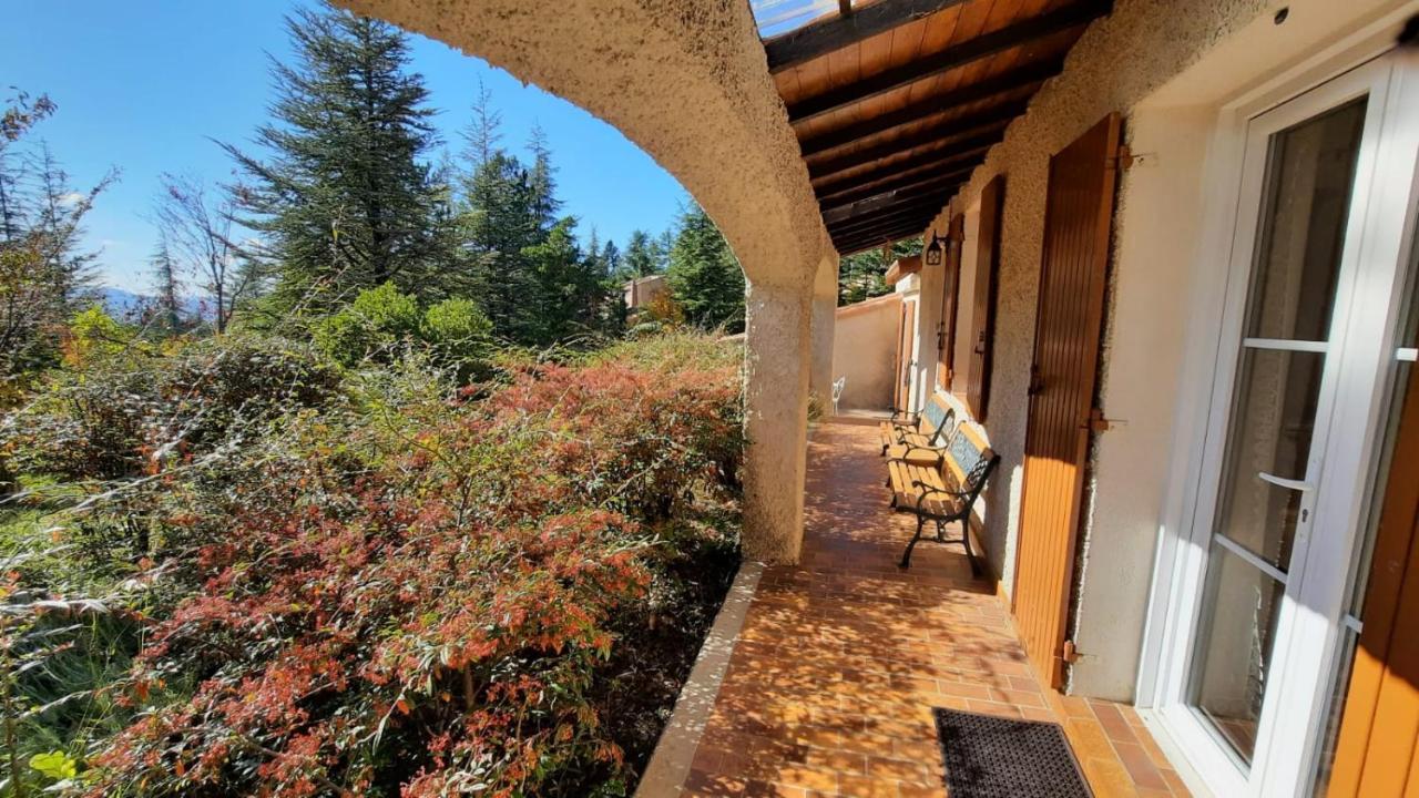 Villa La Lurette, Appartement Et Studio Saint-Étienne-les-Orgues Extérieur photo