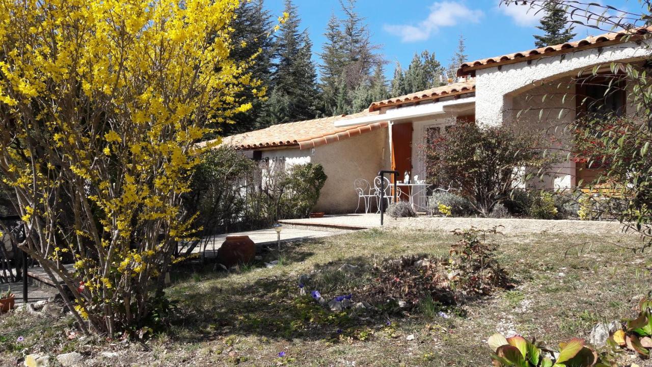 Villa La Lurette, Appartement Et Studio Saint-Étienne-les-Orgues Extérieur photo